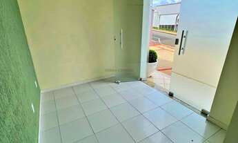 Imagem 3: Casa de alto padrão com sala comercial