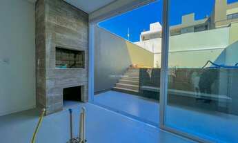 Imagem 6: Sobrado com 3 Dorm. (1 Suíte Master) e Piscina em Estância Velha