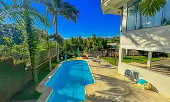 Imagem 3: Casa Linda Com Piscina e Área Externa Enorme e Vista Sensacional em Estância Velha