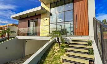 Imagem: Linda Casa de Alto Padrão com 3 Dorm. (2