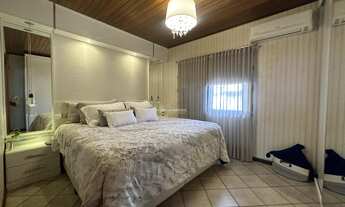 Imagem: Casa Plana Com Piscina e Salão de Festas