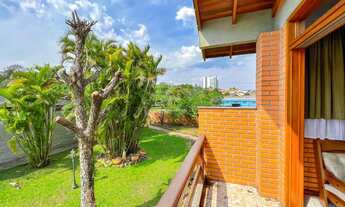 Imagem 7: Casa Estilo Sítio Urbano com 3 Suítes e Piscina em Região Central de Ivoti