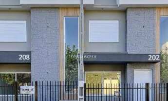 Imagem 1: Casa- Sobrado com 03 Dormitórios, Sendo um Suíte, Lavabo, Churrasqueira, Hall de Entrada e