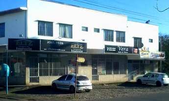 Imagem: Prédio com 2 Dormitorio(s) localizado(a)