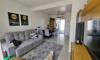 Imagem: Lindo Sobrado Semi mobiliado com pátio