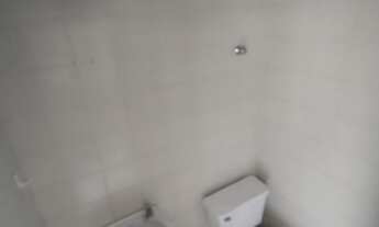 Imagem 6: Sala Comercial desocupada, bem conservada junto ao TREM!