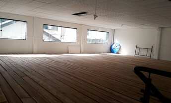 Imagem 3: Pavilhão Amplo e Novo