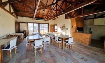 Imagem 2: Amplo prédio com loja, depósito, escritórios, elevador de carga, salão de festas, terraço