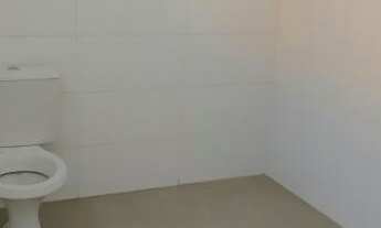 Imagem 5: Loja Ampla com Vitrines e Mezanino