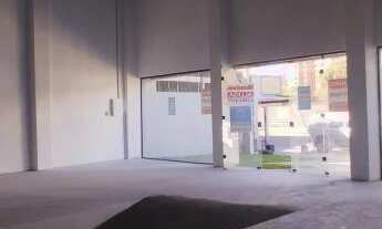 Imagem 4: Loja Ampla com Depósito