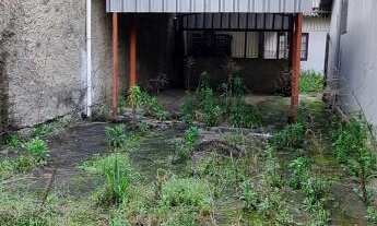 Imagem 6: Casa comercial totalmente plana no Centro da Cidade, junto ao Paradão, pátio fechado e seg