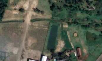 Imagem: Ampla área de terras, com 3,7 hectares