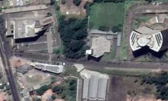 Imagem: Magnifica área com ampla testada. Analisa