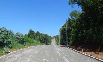 Imagem: Terrenos de 300 a 428m², numa localização