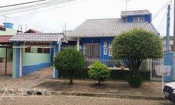 Imagem 2: Ótima casa de 3 dormitórios, pátio gradeado, cômodos amplos