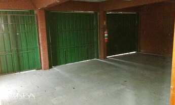 Imagem: Casa com 4 Dormitorio(s) localizado(a) no