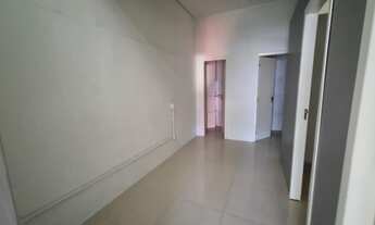 Imagem 2: Loja na Av Primeiro de Março com mezanino e estacionamento em frente!