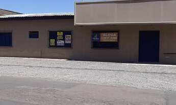 Imagem: Prédio Comercial de Esquina, Plano, Forro