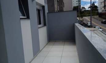 Imagem 3: Compre ou Alugue Com a Cátya Varela Imóveis : Apartamento com 60m² mais dois terraços - B