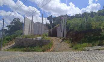 Imagem: Alugue na CÁTYA VARELA IMÓVEIS - Pavilhão