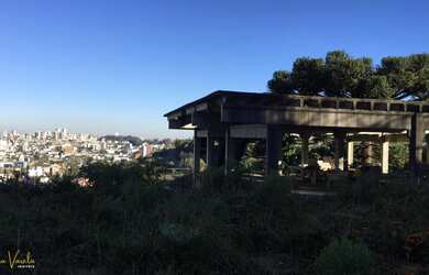 Imagem 6: Compre Terreno com Vista Vislumbram-te da Cidade de Caxias do Sul - Edificações