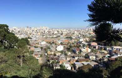 Imagem 7: Compre Terreno com Vista Vislumbram-te da Cidade de Caxias do Sul - Edificações