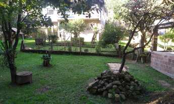 Imagem 5: Compre Casa Precisando de Reforma ou para Edificação próximo da Hyva