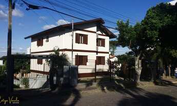 Imagem: Casa com 4 Dormitorio(s) localizado(a) no