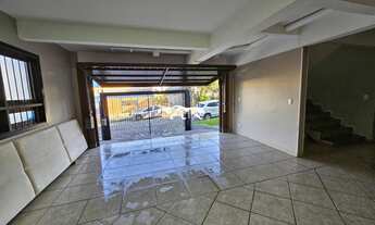 Imagem 4: SOBRADO DE ESQUINA E COMPÁTIO NO BAIRRO DE LAZZER