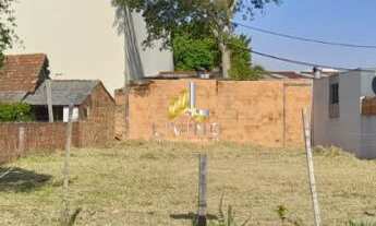 Imagem 2: Terreno plano com área total de 450m² em Canoas