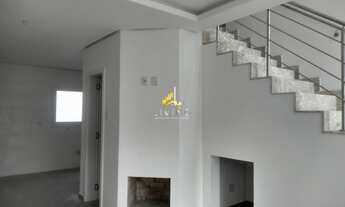 Imagem 2: Sobrado de 3 Dormitórios sendo 1 Suíte no Bairro São José