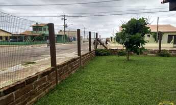 Imagem 2: Casa Residencial com 3 Dormitorio(s) localizado(a) no bairro Centro em Cidreira / Rio Gra