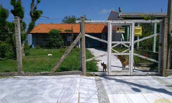 Imagem: Casa com 2 Dormitorio(s) localizado(a) no