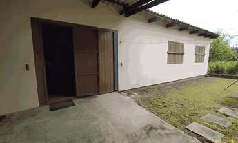 Imagem: Casa com 2 Dormitorio(s) localizado(a) no