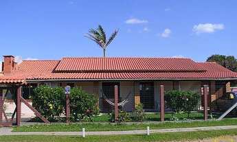 Imagem: Casa Residencial com 4 Dormitorio(s) localizado(a)