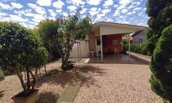 Imagem 7: Casa mobiliada com churrasqueira e jardim em Cidreira centro, prontinha para morar