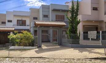 Imagem: Sobrado à venda no bairro Floresta em Dois