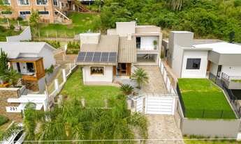 Imagem 2: Casa alto padrão à venda no bairro Vale Esquerdo em Dois Irmãos/RS