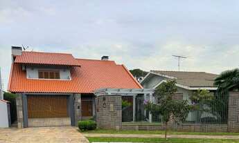 Imagem: Casa de alto padrão à venda no bairro