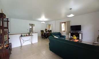 Imagem: Casa com 3 Dormitorio(s) localizado(a) no