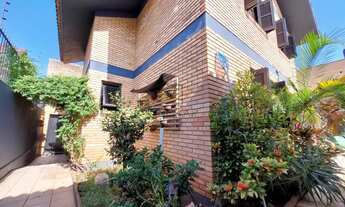 Imagem 2: Casa com 3 Dormitorio(s) localizado(a) no bairro Cristo Rei em São Leopoldo / Rio Grande