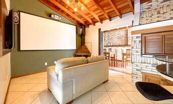 Imagem: Casa Mobiliada Morro do Espelho