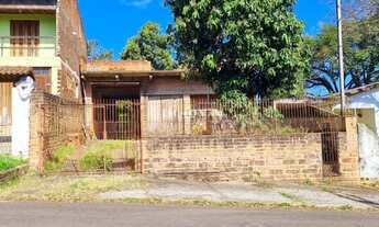 Imagem 2: Terreno com inicio de construção