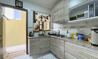 Imagem 7: ACONCHEGANTE CASA, 2 dormitórios, 2 banheiro, 2 vagas na garagem