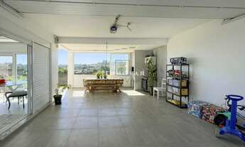 Imagem 4: BAITA PÁTIO!, 3 dormitórios, 1 suítes, 3 banheiro, 3 vagas na garagem, 150M² de Área Const