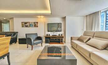 Imagem 4: Clássico, espaçoso, luxuoso e com 4 vagas, como você queria!