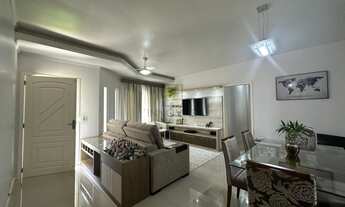 Imagem 6: Casa em bairro Nobre com placa solar