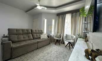 Imagem 5: Casa em bairro Nobre com placa solar