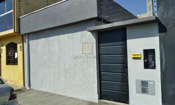 Imagem: Casa com 3 Dormitorio(s) localizado(a) no