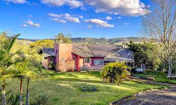 Imagem: Chácara Espetacular na Lomba Grande